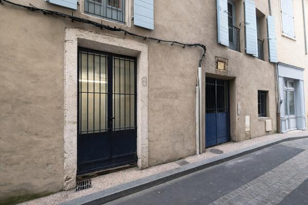 Local professionnel 50 m² + cave 40 m² - Hyper-centre Béziers