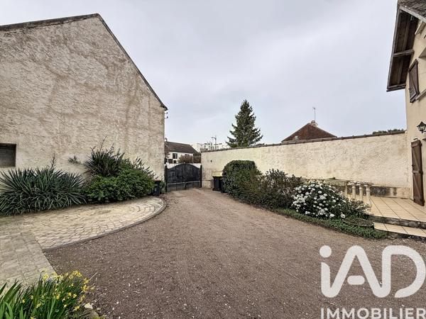 Maison à vendre 5 pièces 120 m² Saint-Georges-sur-Baulche