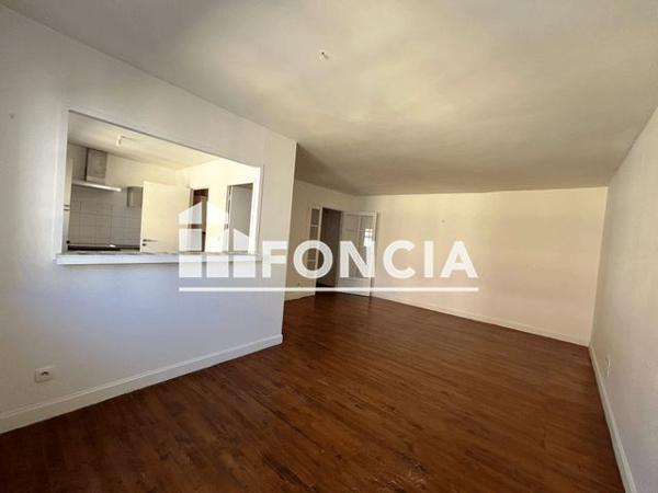 Location Appartement 2 pièces 40 m² - 40 BIS RUE DE VERDUN Carcassonne 11000