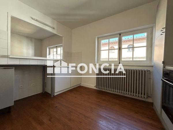 Location Appartement 2 pièces 40 m² - 40 BIS RUE DE VERDUN Carcassonne 11000