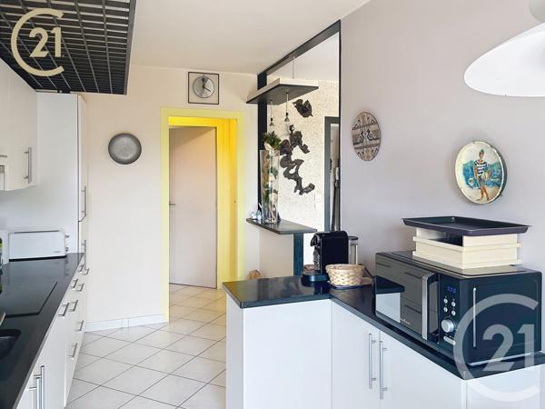 Appartement T4 à vendre  4 pièces - 94,18 m2 ST MALO - 35