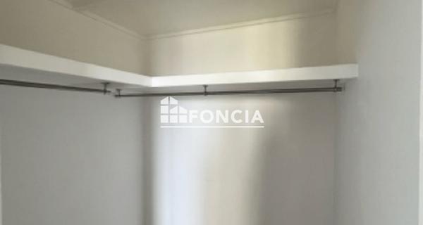Location Appartement 3 pièces 91.81 m² - La Varenne St Hilaire 94210