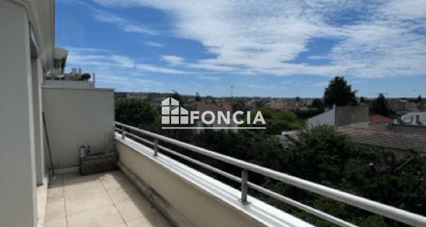 Location Appartement 3 pièces 91.81 m² - La Varenne St Hilaire 94210