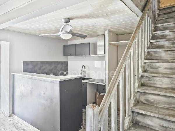 Ensemble immobilier - Local commercial, partie production et son habitation avec vue sur rivière