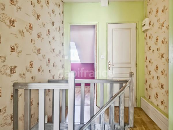 Ensemble immobilier - Local commercial, partie production et son habitation avec vue sur rivière