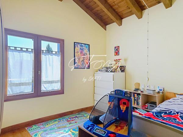 Maison familiale 4 chambres – Calme, proche centre, cadre privilégié
