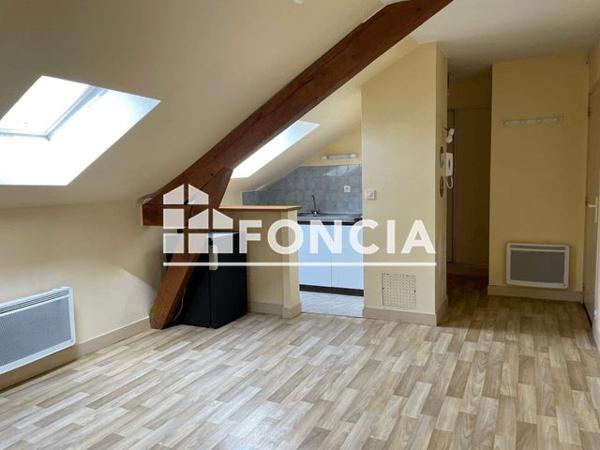 Location Studio 18.66 m² - 10 AVENUE DAUPHINE Orleans 45100