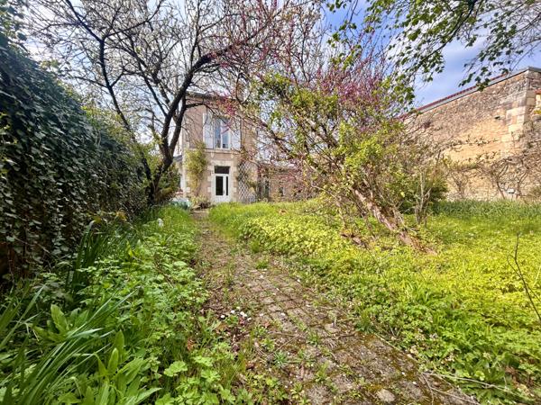 MAISON TYPE 6 - POITIERS CENTRE VILLE Poitiers (86000)