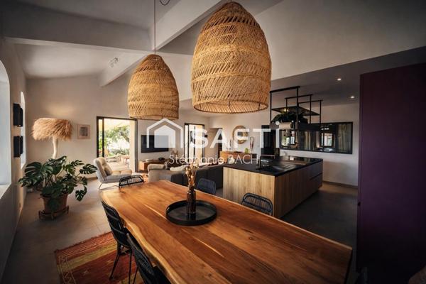 Élégance et Horizon Bleu au Cœur des Lecques