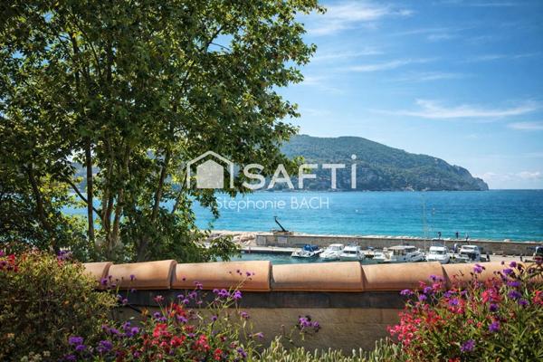 Élégance et Horizon Bleu au Cœur des Lecques
