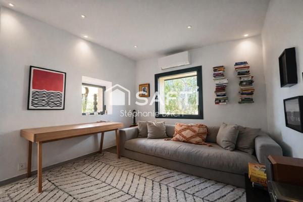 Élégance et Horizon Bleu au Cœur des Lecques