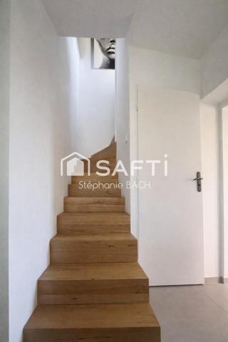 Élégance et Horizon Bleu au Cœur des Lecques