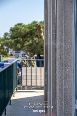 ROYAN HYPER CENTRE  SUPERBE APPARTEMENT ENSOLEILLE