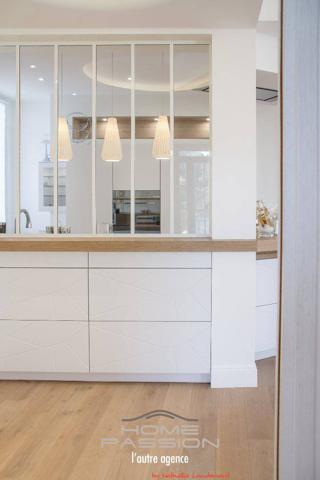 ROYAN HYPER CENTRE  SUPERBE APPARTEMENT ENSOLEILLE