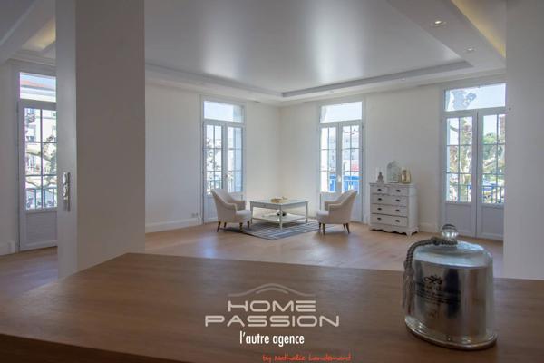 ROYAN HYPER CENTRE  SUPERBE APPARTEMENT ENSOLEILLE