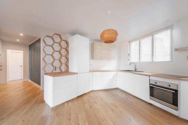 REIMS, Appartement T5 proche Cathédrale