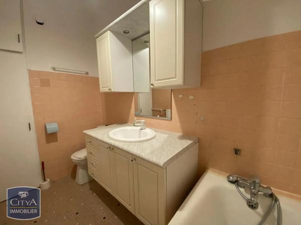 Appartement à louer 1 pièce 32.05m² Le Mans (72000)