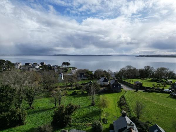 Maison avec vue mer sur ROSCANVEL (29)