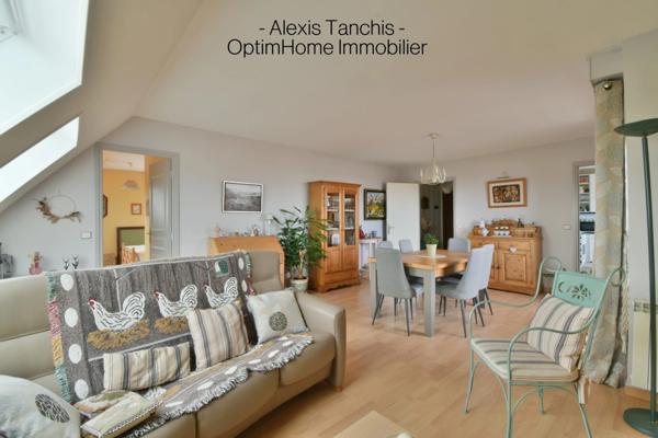 Linselles – Appartement T2 Lumineux / Dernier étage avec Garage & Cave