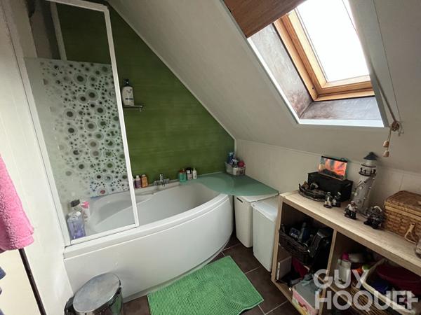 Pavillon familial à Bonneval ? Beaux volumes et confort