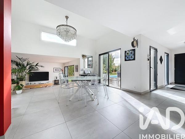 Maison à vendre 6 pièces 140 m² La Chapelle-sur-Erdre