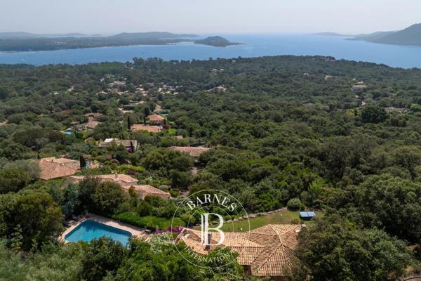 Porto-Vecchio, Villa 7 Chambres -  229 m² à vendre