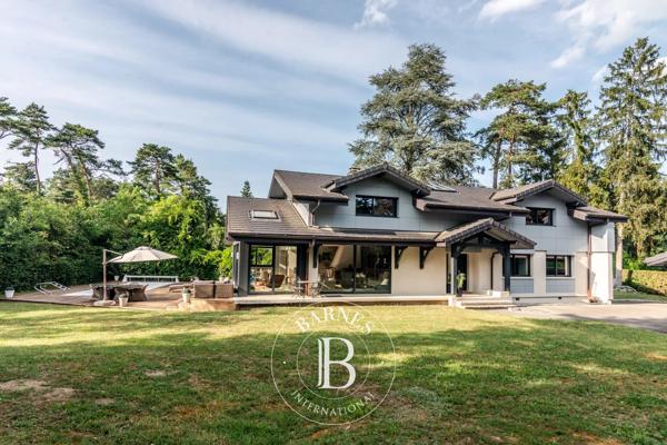Sciez, Maison 5 Chambres -  274 m² à vendre