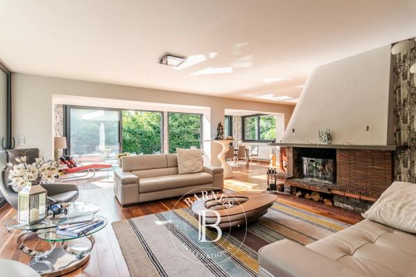 Sciez, Maison 5 Chambres -  274 m² à vendre