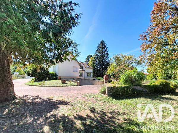 Maison à vendre 8 pièces 213 m² Chemillé-en-Anjou