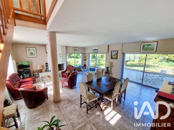 Maison à vendre 8 pièces 213 m² Chemillé-en-Anjou