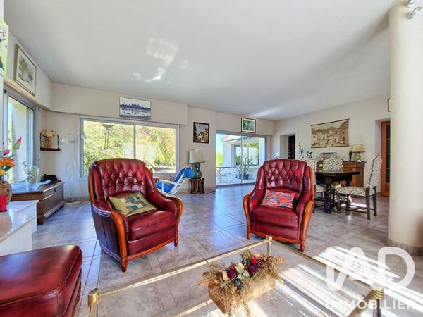 Maison à vendre 8 pièces 213 m² Chemillé-en-Anjou