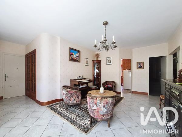Maison à vendre 8 pièces 213 m² Chemillé-en-Anjou