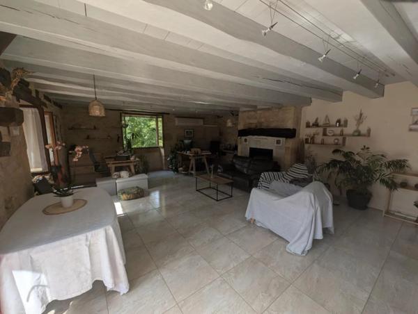 Vente Maison de village 3 pièces 82 m2 à Gourdon