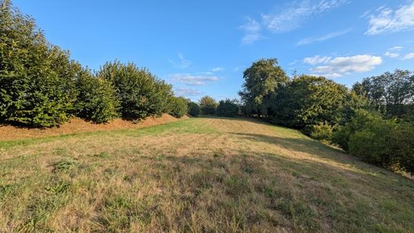 Terrain constructible à Ergué-Gabéric 1428 m²