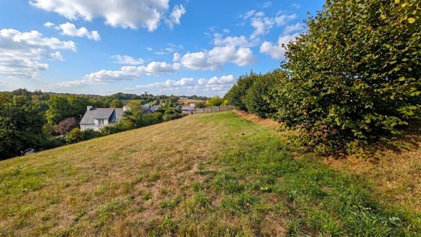 Terrain constructible à Ergué-Gabéric 1428 m²