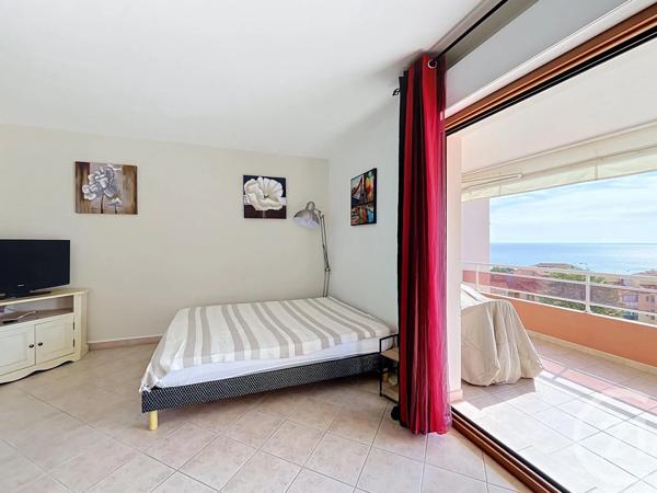 Appartement F1 à vendre  1 pièce - 29,59 m 2   AJACCIO  - 201