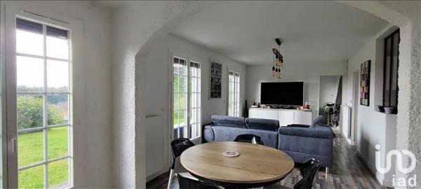 Maison 3 pièces de 72 m² à La Roche-Chalais (24490)