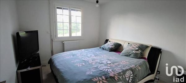 Maison 3 pièces de 72 m² à La Roche-Chalais (24490)