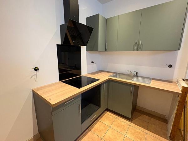 MAISON 2 CHAMBRES - REFAITE A NEUF