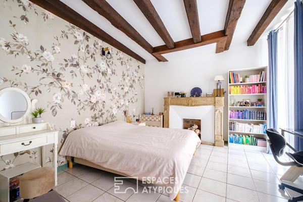 Maison familiale du XIVe avec vaste jardin et piscine en coeur de ville