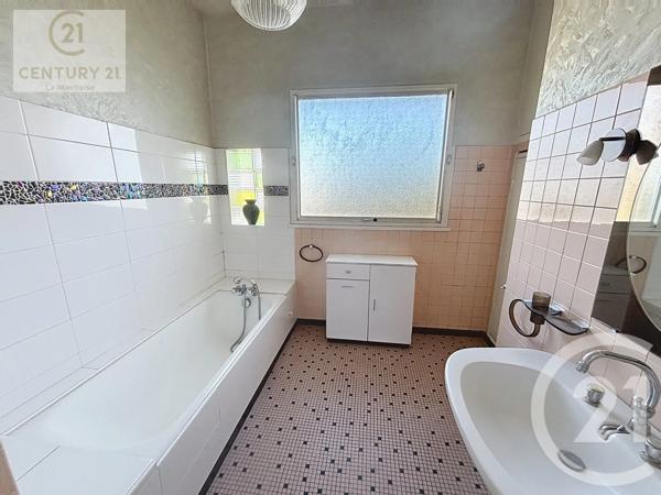 Appartement F6 à vendre  6 pièces - 131,69 m 2   MANTES LA JOLIE  - 78