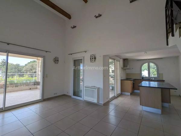 Location Appartement 5 pièces 141 m2 à Mezzavia