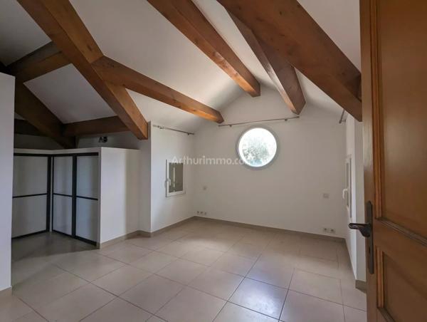 Location Appartement 5 pièces 141 m2 à Mezzavia