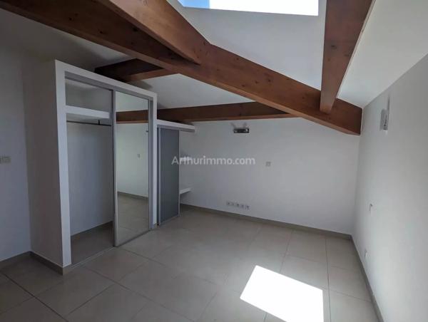 Location Appartement 5 pièces 141 m2 à Mezzavia