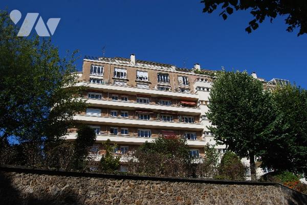 PANORAMA - Saint-Cloud Centre - 3 pièces 6ème étage, balcon, cave, transports, tous commerces