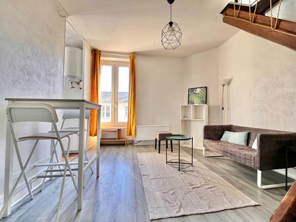 LOCATION MEUBLEE – T2 en duplex