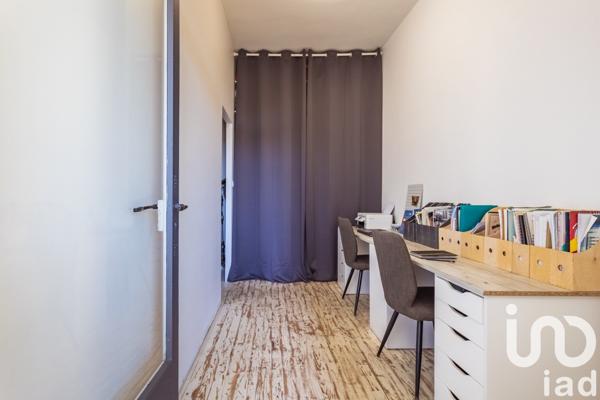 Maison 12 pièces de 240 m² à Montauban (82000)