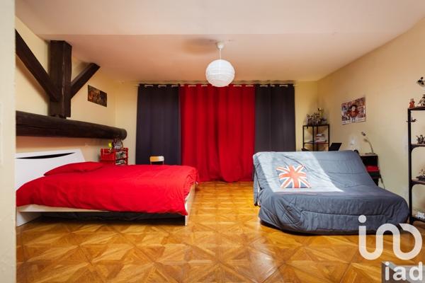 Maison 12 pièces de 240 m² à Montauban (82000)