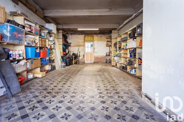 Maison 12 pièces de 240 m² à Montauban (82000)