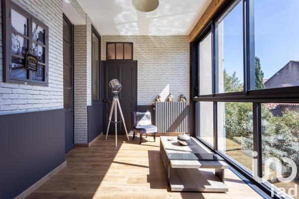 Maison 12 pièces de 240 m² à Montauban (82000)